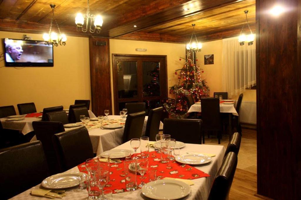 Conacul Samfirei Hotel Felsőgirda Kültér fotó